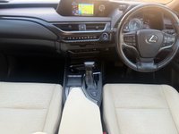 USED 2020 70 LEXUS UX 2.0 250h SUV 5dr Petrol Hybrid E-CVT Euro 6 (s/s) (184 ps) Supplying Dealer  + 1 Owner From New -FLDH