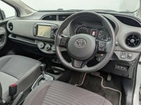 USED 2019 19 TOYOTA YARIS 1.5 VVT-i Icon Tech Hatchback 5dr Petrol CVT Euro 6 (111 ps) PARKING CAMERA+BLUETOOTH CLICK & COLLECT/ HOME DELIVERY