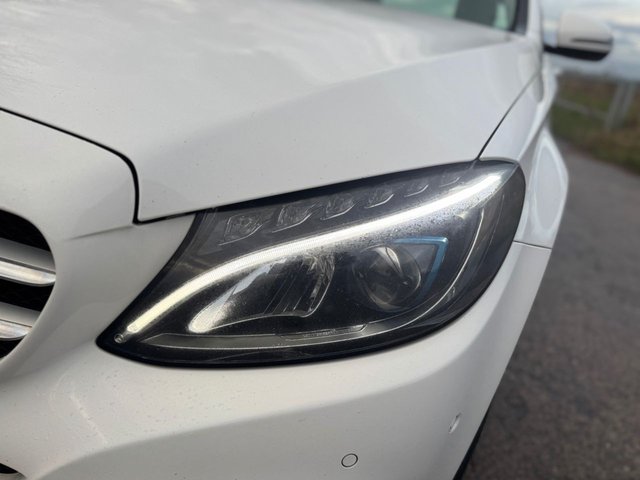 2017 Mercedes-Benz C-Class 2L Sport 4dr - Photo 11