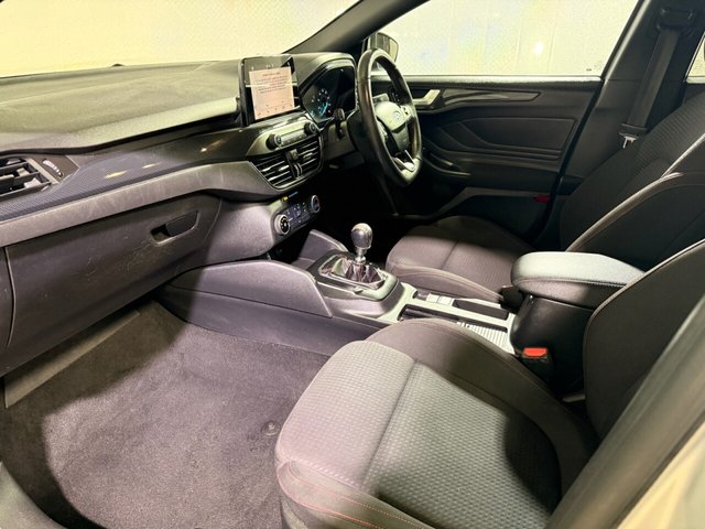 2019 FORD FOCUS - Photo 12