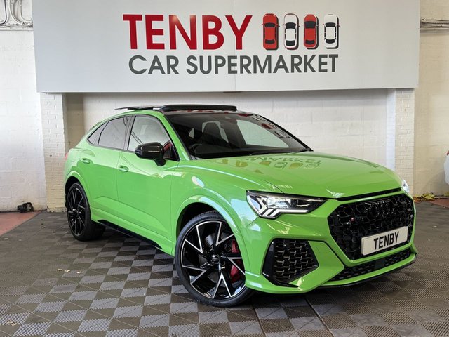 View our AUDI RS Q3