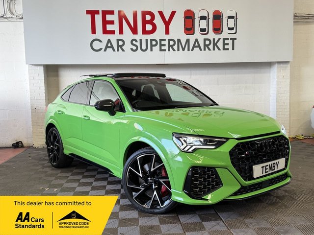 View our AUDI RS Q3