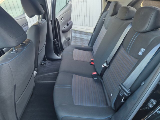 2021 NISSAN LEAF - Photo 10