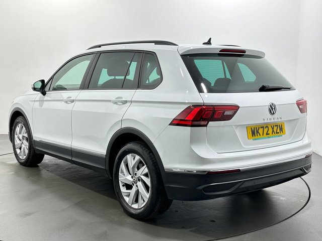 2022 Volkswagen Tiguan - Photo 6