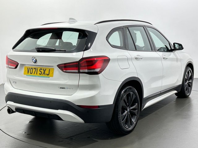 2021 BMW X1 - Photo 8