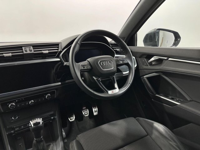 2019 Audi Q3 - Photo 11