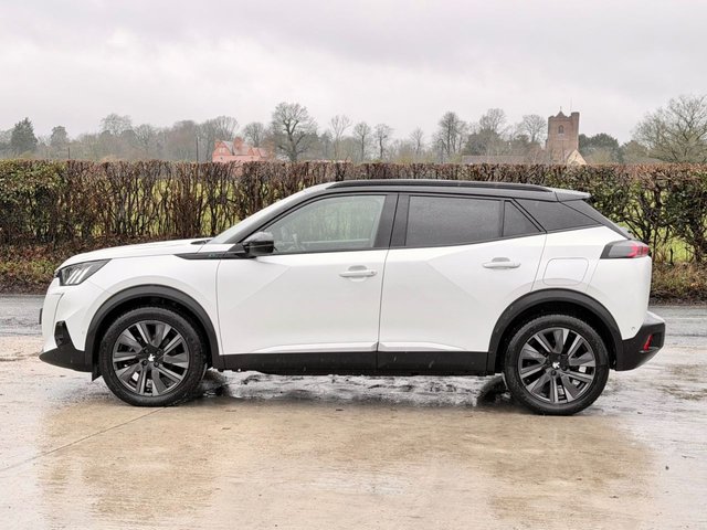 2021 Peugeot E-2008 - Photo 7