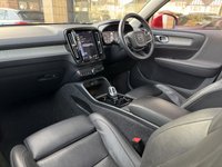 USED 2020 70 VOLVO XC40 2.0 B4 MHEV Inscription Pro SUV 5dr Petrol Hybrid Auto Euro 6 (s/s) (197 ps) FULL BLACK LEATHER TRIM  +  HEATED SEATS