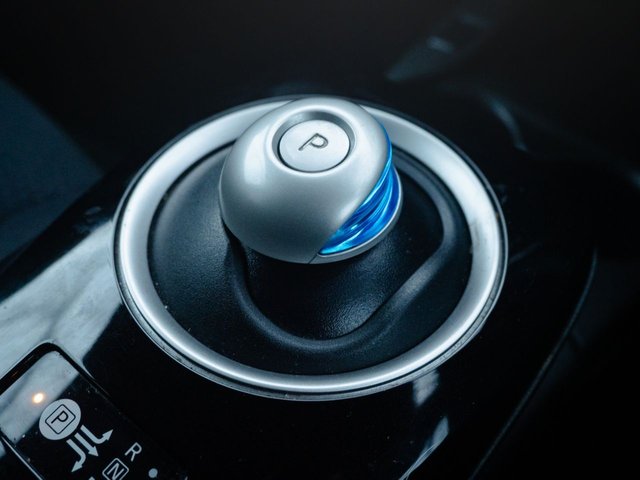 2016 NISSAN LEAF 30kWh Acenta Hatchback 5dr Electric Auto (109 bhp) - Photo 6