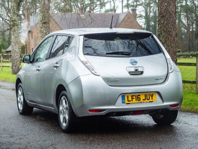 2016 NISSAN LEAF 30kWh Acenta Hatchback 5dr Electric Auto (109 bhp) - Photo 10