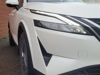 USED 2022 72 NISSAN QASHQAI 1.3 DIG-T MHEV Acenta Premium SUV 5dr Petrol Hybrid Manual Euro 6 (s/s) (140 ps) SUPPLIED & FULLY SERVICED BY LOOKERS NISSAN GATESHEAD