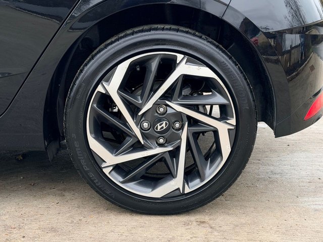 2021 Hyundai I20 1L Premium 5dr - Photo 12