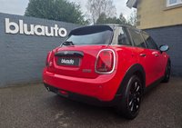 USED 2018 18 MINI HATCH 1.5 Cooper Hatchback 5dr Petrol Steptronic Euro 6 (s/s) (136 ps) Over &pound;7,000 Of Optional Extras!, Part Leather Interior, Satellite Navigation, Cruise Control, Rear Parking Sensors, Auto Wipers, Keyless Drive