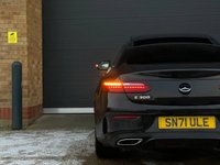 USED 2021 71 MERCEDES-BENZ E-CLASS 2.0 E300h MHEV AMG Line Night Edition (Premium Plus) Coupe 2dr Petrol Hybrid G-Tronic+ Euro 6 (s/s) (272 ps) 