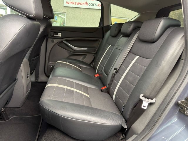 2011 Ford Kuga 2L Titanium 5dr - Photo 7