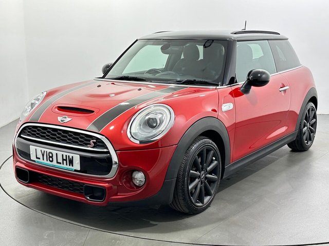 2018 MINI Hatch - Photo 4