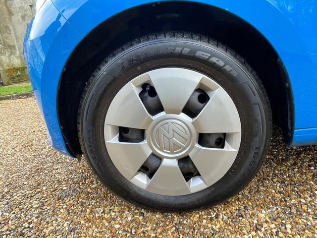 2014 VOLKSWAGEN UP! 1.0 Take up! Euro 5 3dr - Photo 11