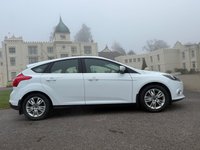 USED 2014 14 FORD FOCUS 1.0T EcoBoost Titanium Navigator Hatchback 5dr Petrol Manual Euro 5 (s/s) (100 ps) 