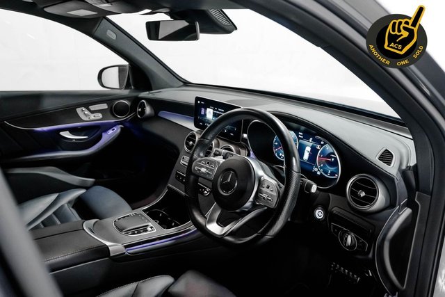 2022 Mercedes-Benz Glc 2L Amg Line 5dr - Photo 3