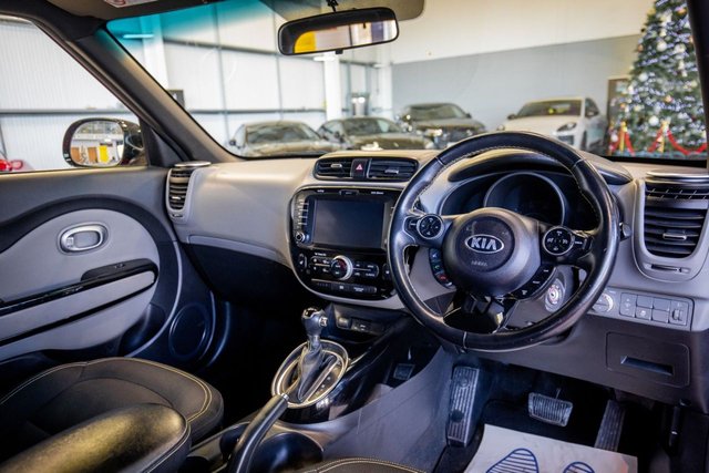 2015 Kia Soul 1.6L Mixx 5dr - Photo 2