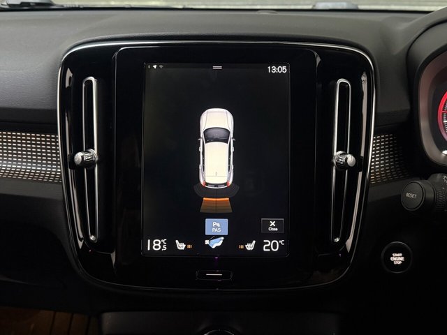 2018 VOLVO XC40 2.0 D3 R-Design Pro SUV 5dr Diesel Auto Euro 6 (s/s) (150 ps) - Photo 6