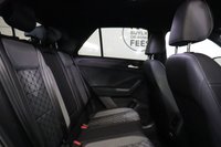 USED 2023 23 VOLKSWAGEN T-ROC 1.5 TSI R-Line 5dr (APPLE CARPLAY, HEATED SEATS) 