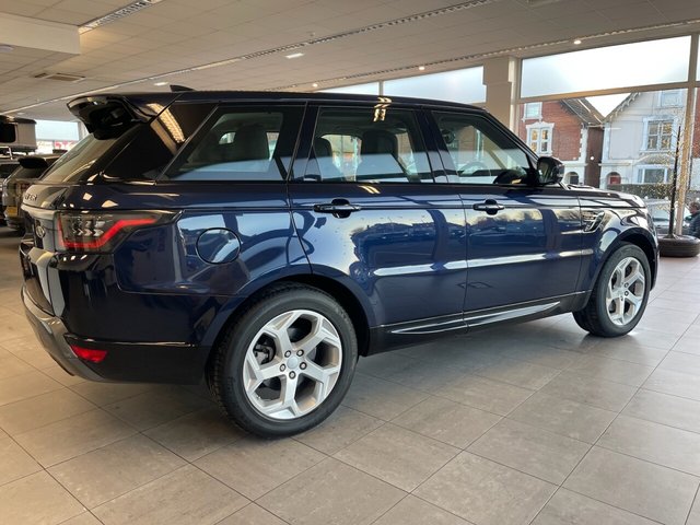 View our LAND ROVER RANGE ROVER SPORT