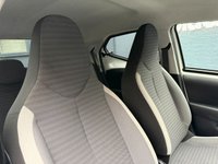USED 2020 20 TOYOTA AYGO 1.0 VVT-i x-trend Funroof 5dr Petrol x-shift Euro 6 (71 ps) 