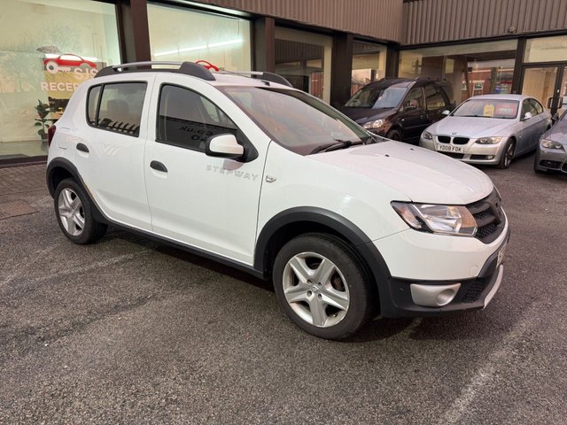 2014 DACIA SANDERO STEPWAY 0.9 TCe Ambiance Hatchback 5dr Petrol Manual Euro 5 (90 ps) - Photo 3