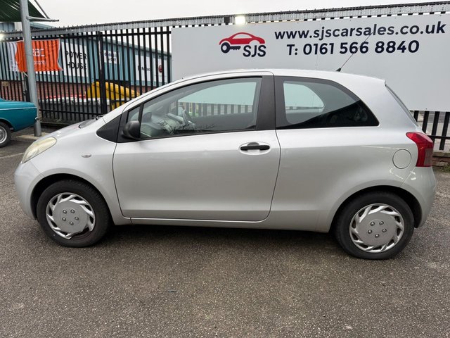 2008 TOYOTA YARIS 1.0 VVT-i T2 Hatchback 3dr Petrol Manual (127 g/km, 67 bhp) - Photo 8