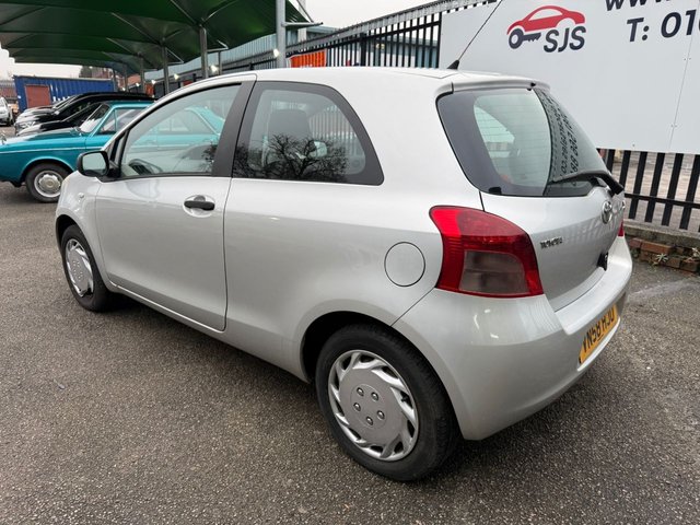 2008 TOYOTA YARIS 1.0 VVT-i T2 Hatchback 3dr Petrol Manual (127 g/km, 67 bhp) - Photo 7