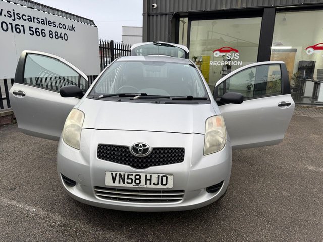 2008 TOYOTA YARIS 1.0 VVT-i T2 Hatchback 3dr Petrol Manual (127 g/km, 67 bhp) - Photo 10