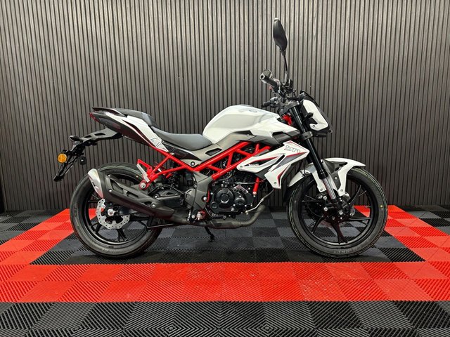 View our BENELLI BN 125