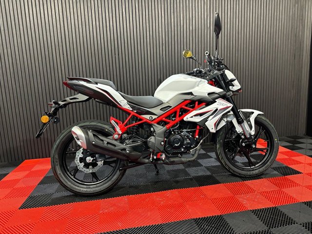 View our BENELLI BN 125