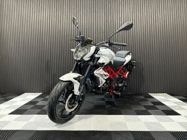 View our BENELLI BN 125