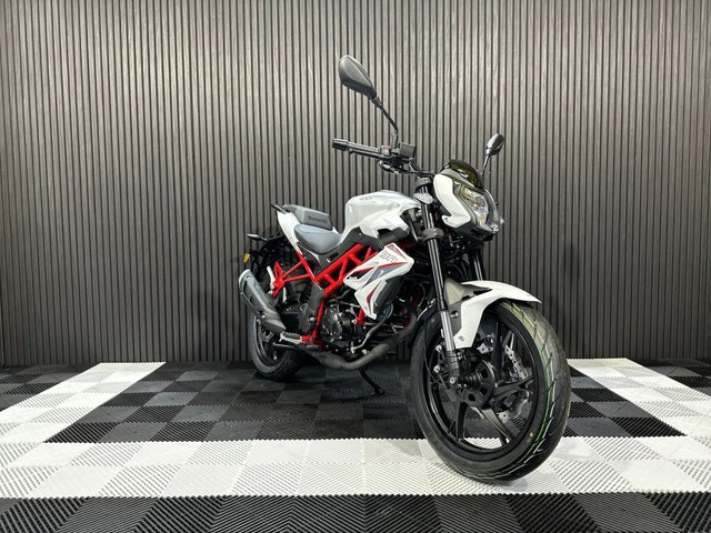View our BENELLI BN 125