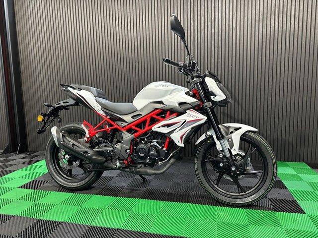View our BENELLI BN 125
