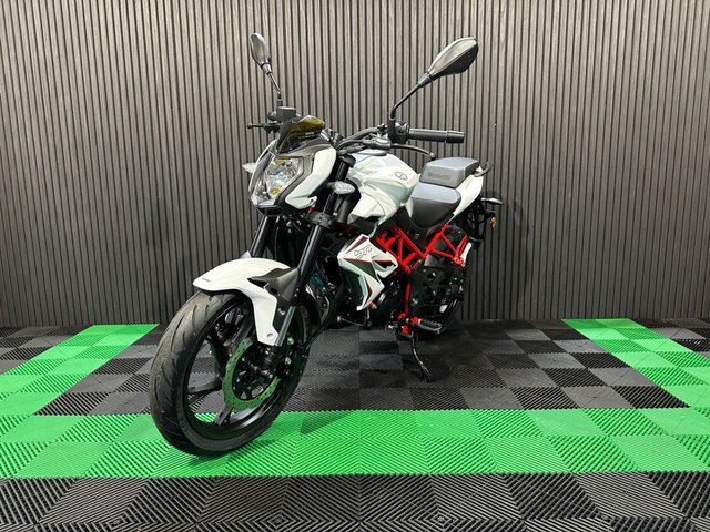 View our BENELLI BN 125
