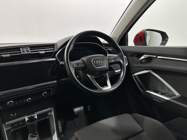 2019 Audi Q3 - Photo 11