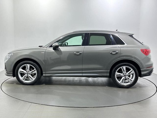 2020 Audi Q3 - Photo 5