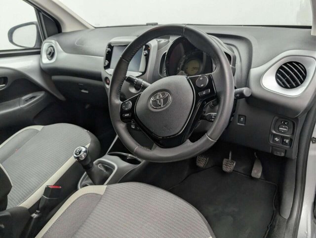 USED 2021 71 TOYOTA AYGO 1.0 VVT-i x-trend Hatchback 5dr Petrol Manual Euro 6 (s/s) (71 ps) DAB RADIO+REVERSING CAMERA CLICK&COLLECT/HOME DELIVERY