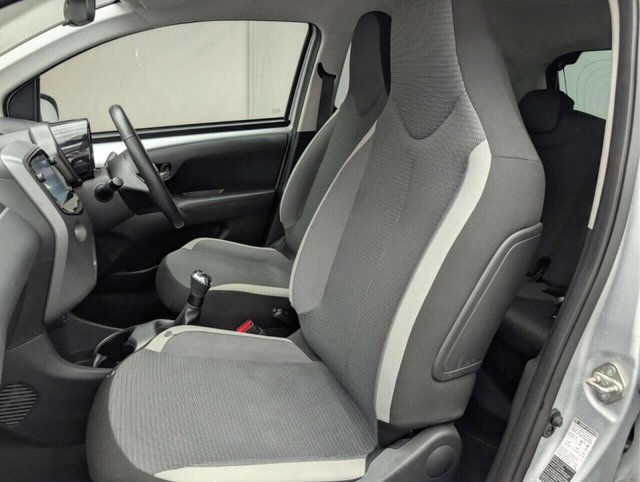 USED 2021 71 TOYOTA AYGO 1.0 VVT-i x-trend Hatchback 5dr Petrol Manual Euro 6 (s/s) (71 ps) DAB RADIO+REVERSING CAMERA CLICK&COLLECT/HOME DELIVERY