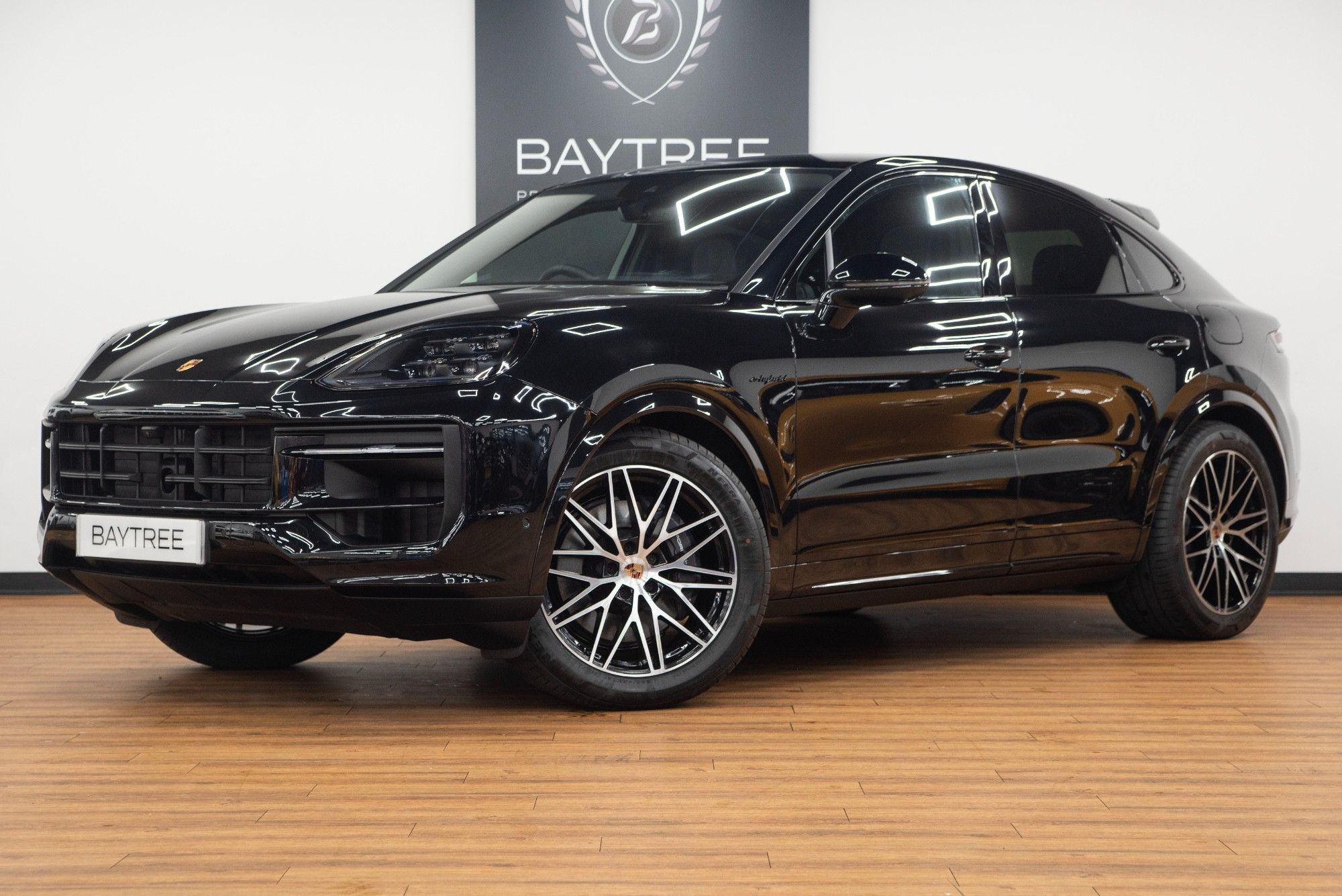 USED 2025 75 PORSCHE CAYENNE 3.0 V6 E-Hybrid 25.9kWh Black Edition Coupe  