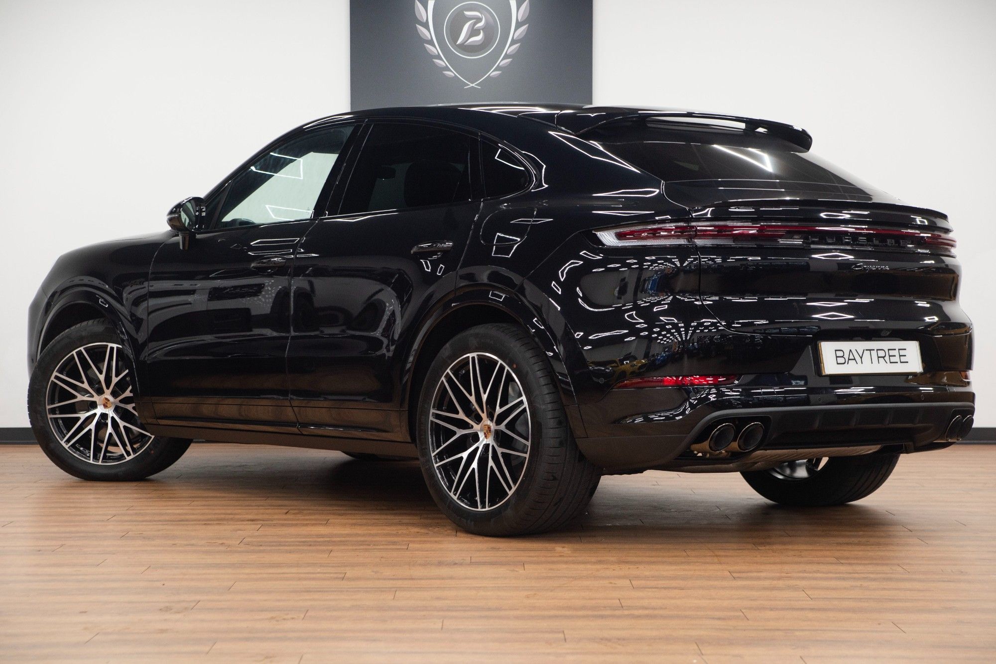 USED 2025 75 PORSCHE CAYENNE 3.0 V6 E-Hybrid 25.9kWh Black Edition Coupe  