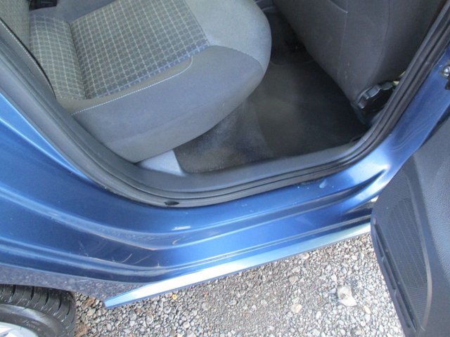 2015 VOLKSWAGEN POLO 1.2 TSI BlueMotion Tech SEL Hatchback 5dr Petrol Manual Euro 6 (s/s) (110 ps) - Photo 11