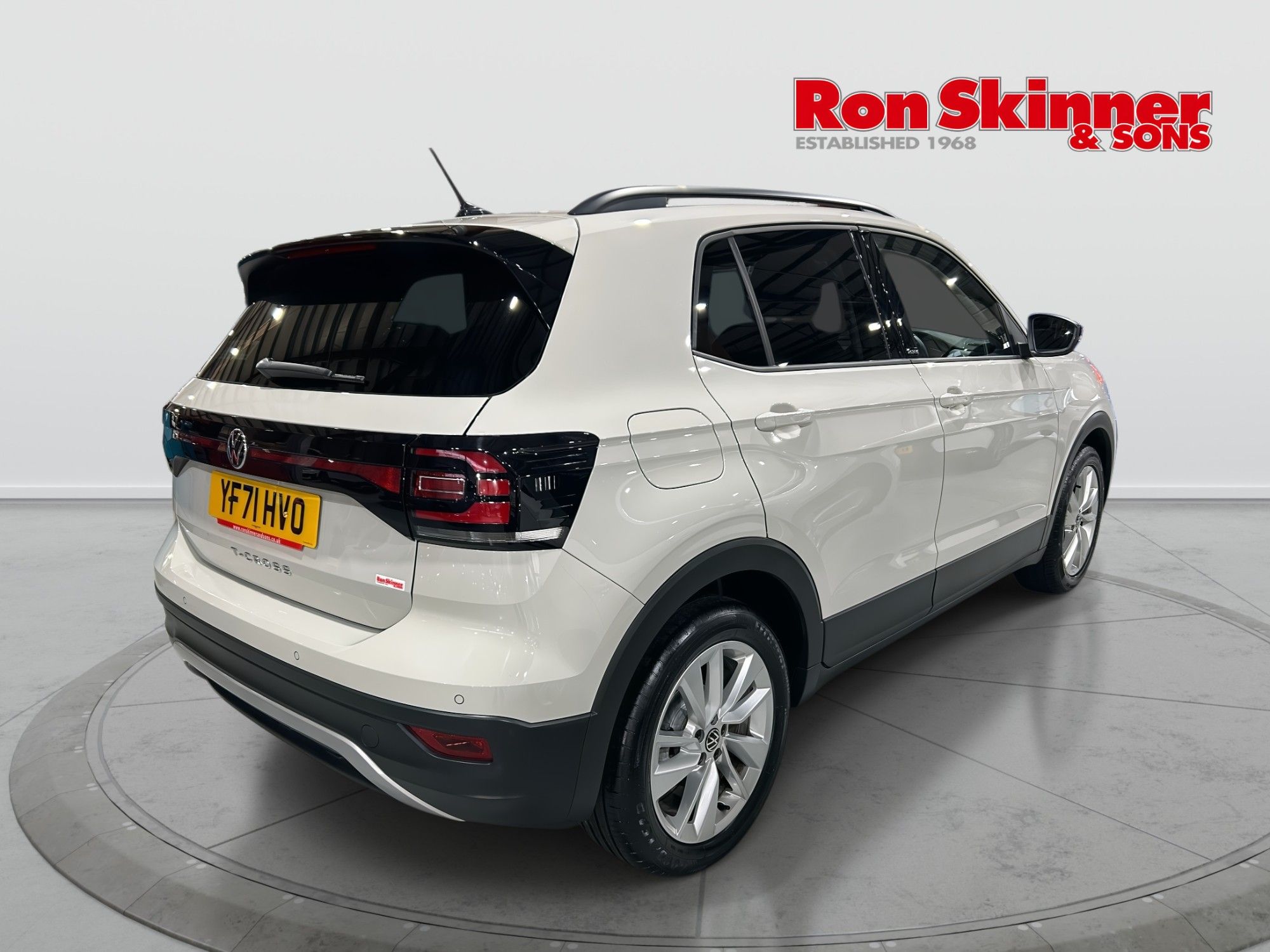 USED 2021 71 VOLKSWAGEN T-CROSS 1.0 TSI Active SUV 5dr Petrol DSG Euro 6 (s/s) (110 ps) 