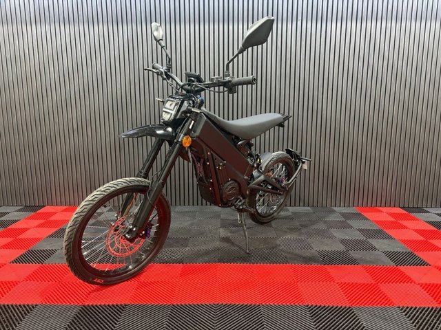 View our TALARIA X3 PRO ROAD LEGAL