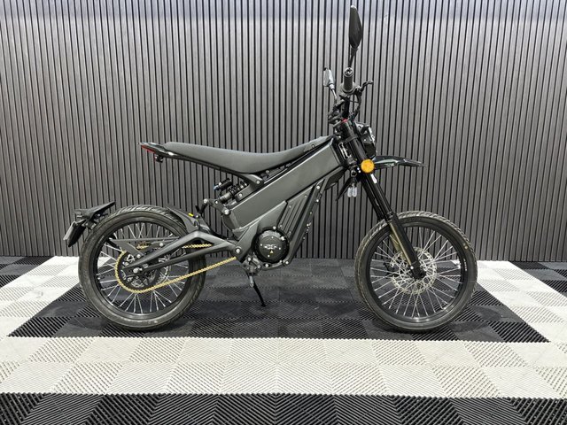 View our TALARIA X3 PRO ROAD LEGAL