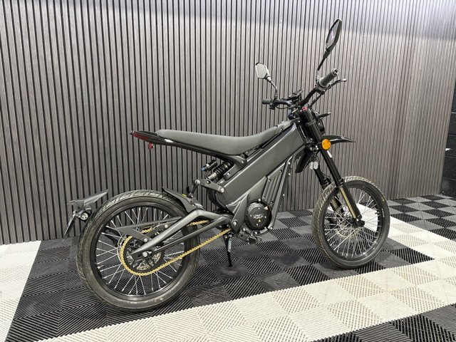 View our TALARIA X3 PRO ROAD LEGAL