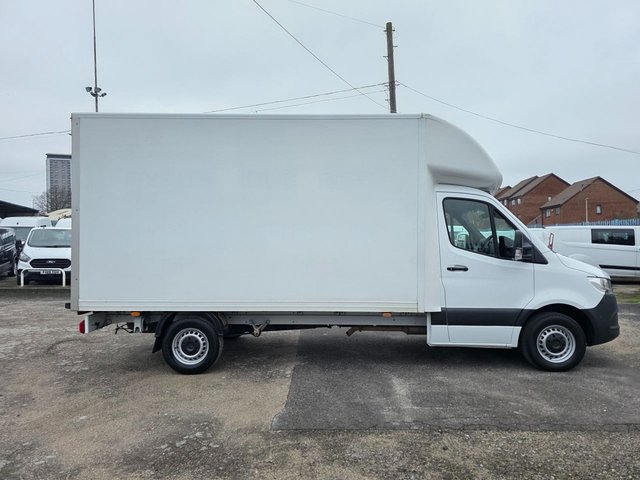 View our MERCEDES-BENZ SPRINTER